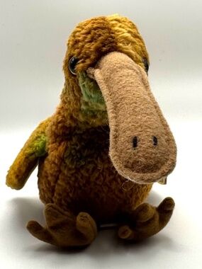 Ty Beanie Baby BEAK Kiwi Bird 04211 Zoo-Kawaii Tie-dyed Odd Little Creature 1998